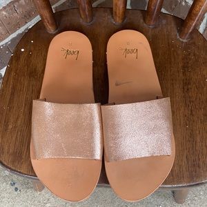 Beek Sandals